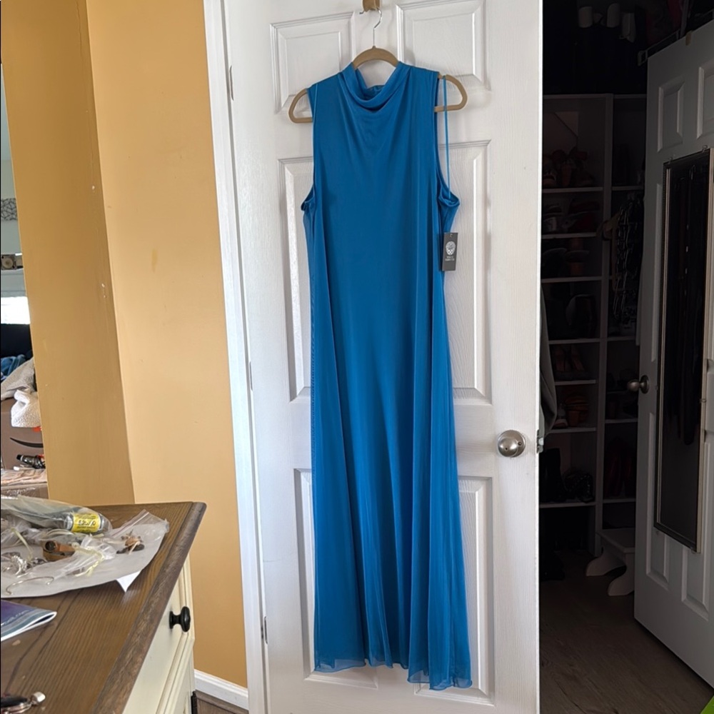 Elegant Blue Sleeveless Dress